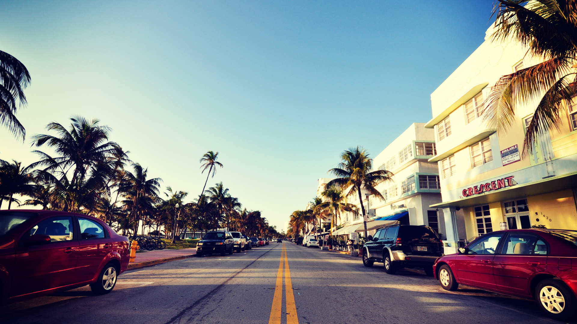 Обои для рабочего стола. дорога, авто, небо, пальмы, улица, Майами, Флорида...