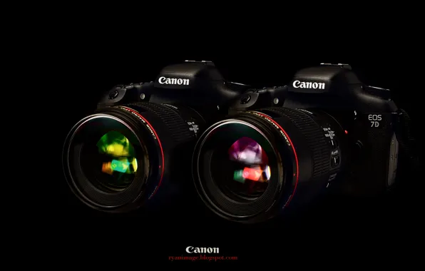Картинка обои, черный фон, Canon, EF 100mm F2.8L macro Hybrid IS, EOS 7D, два фотоаппарата