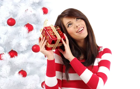 Картинка девушка, шары, игрушки, елка, новый год, брюнетка, бантик, праздники, свитер, новогодние, подарок. красный