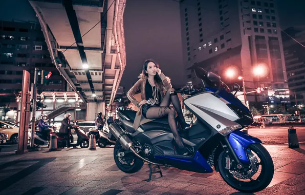 Картинка девушка, улица, мотоцикл