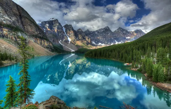 Картинка лес, небо, облака, горы, Канада, озёра