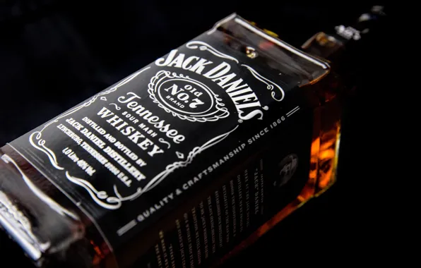 Картинка бутылка, glass, виски, whiskey, one, Jack, bottle, Jack Daniels, Uncle, litre