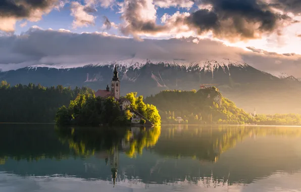 Картинка небо, облака, горы, Словения, Юлийские Альпы, Бледское озере