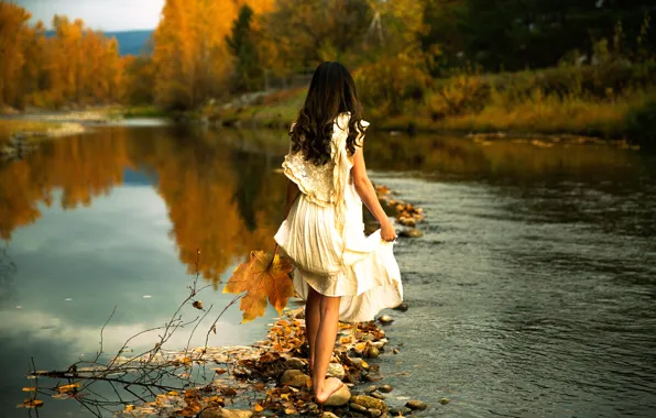 Картинка девушка, река, камни, платье, Lichon