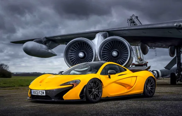 Картинка McLaren, Желтый, Самолет, Машина, Макларен, Суперкар, Yellow, Аэродром, Supercar