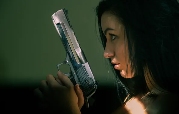Картинка девушка, лицо, пистолет, оружие, профиль, Desert Eagle