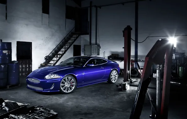 Картинка синий, Jaguar, XKR, гараж