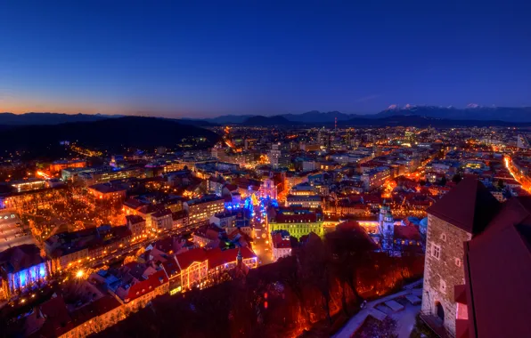 Картинка горы, огни, замок, дома, рождество, вечер, сумерки, альпы, словения, slovenia