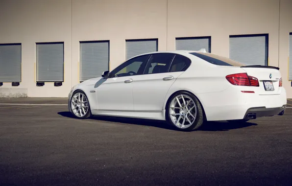 Картинка BMW, white, F10, 550i