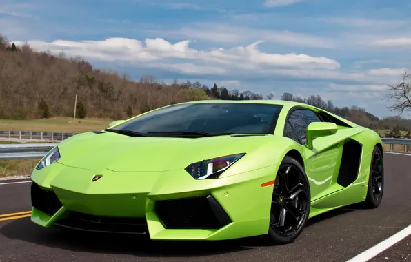 Картинка дорога, небо, красотка, зеленая, LP700-4, Lamborghini Aventador
