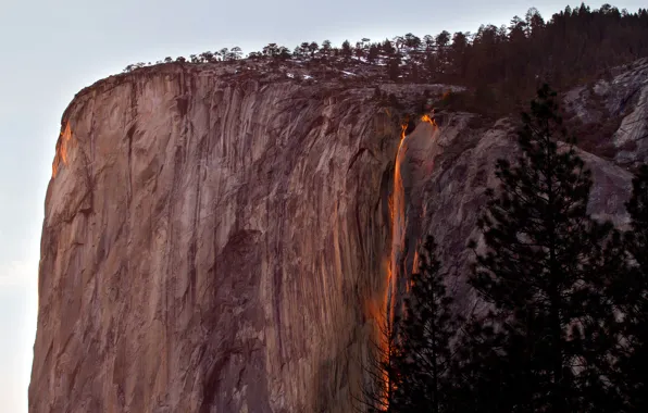 Картинка деревья, закат, огни, скала, гора, водопад, Калифорния, США, Yosemite National Park