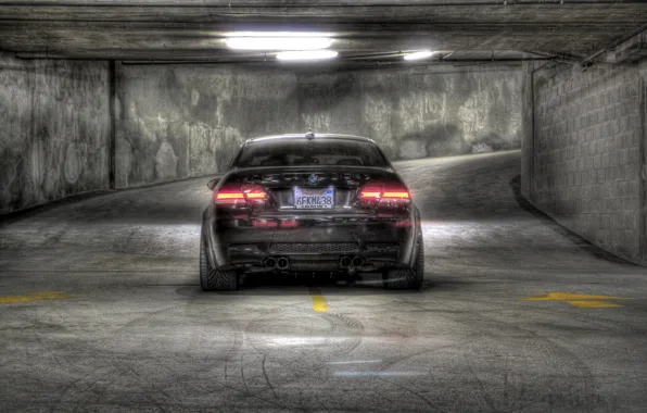 Картинка чёрный, тень, BMW, БМВ, парковка, black, задок, e92