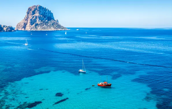 Картинка море, скалы, яхты, горизонт, Испания, Ibiza