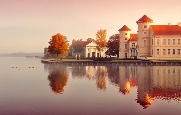 Картинка осень, листья, вода, деревья, пейзаж, природа, туман, отражение, люди, здания, утро, желтые, Германия, оранжевые, Germany, …