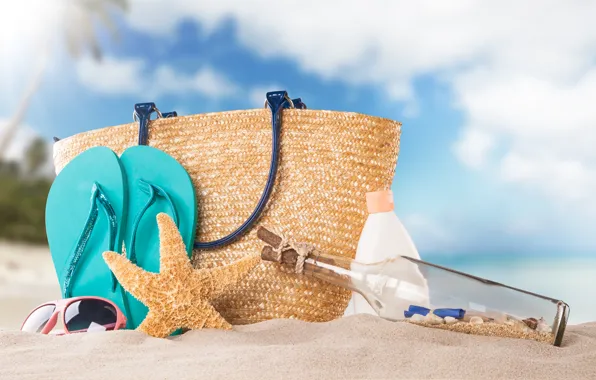 Картинка песок, пляж, бутылка, морская звезда, сумка, крем, сланцы