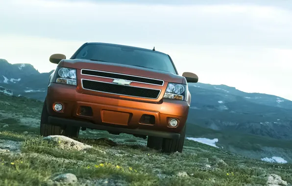 Картинка Chevrolet, Orange, Sky, Grass, Green, Front, Saw, 4x4, 2007, Mountains, Road, Rocks, Field, Avalanche, LTZ, …