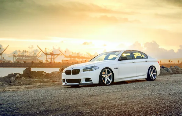 Картинка BMW, white, wheels, F10, 550i, frontside