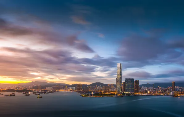 Картинка небо, облака, закат, огни, здания, Гонконг, вечер, порт, залив, мегаполис, Hong Kong