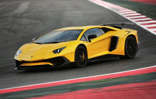Картинка трасса, Lamborghini, yellow, гоночная, Aventador, Superveloce, LP-750