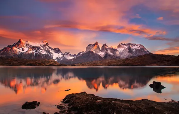 Картинка озеро, Утро, Чили, Южная Америка, Патагония, горы Анды, национальный парк Торрес-дель-Пайне, Пеоэ