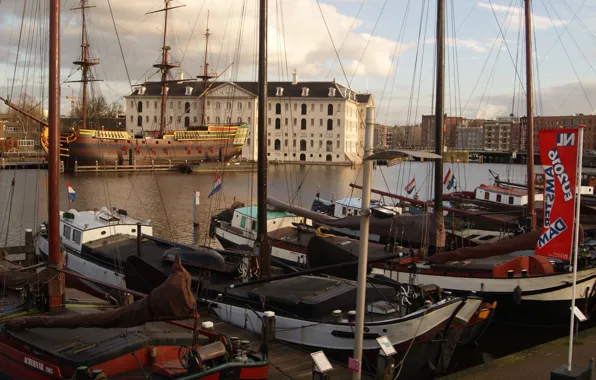 Картинка пристань, лодки, Амстердам
