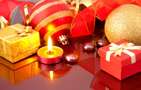 Картинка украшения, отражение, огонь, пламя, праздник, подарок, шары, новый год, свеча, лента, подарки, свечка, новогодние игрушки, …