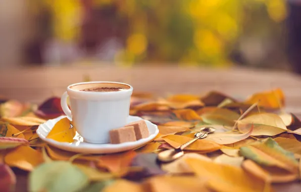 Картинка осень, листья, кофе, желтые, ложка, чашка, сахар, блюдце, боке
