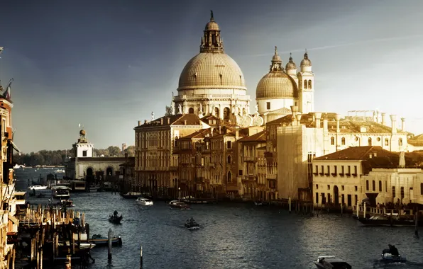 Картинка здания, лодки, Италия, Венеция, канал, архитектура, Italy, гондолы, Venice