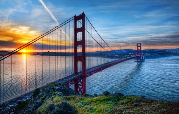 Картинка небо, вода, закат, Калифорния, Золотые Ворота, США, Golden Gate Bridge, Сан Франциско, висячий мост, пролив …