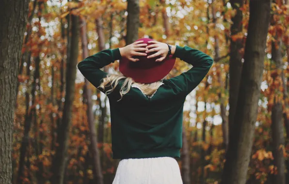 Картинка осень, девушка, спина, шляпа, руки