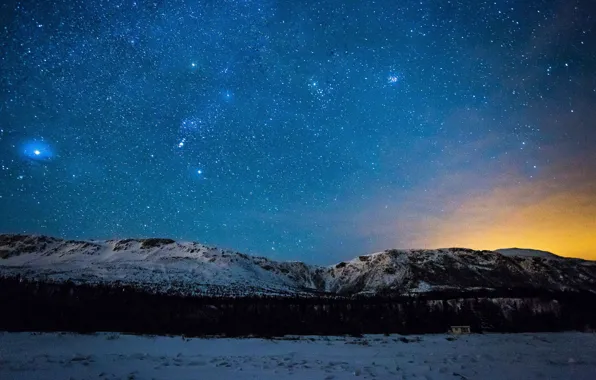 Картинка зима, космос, звезды, свет, снег, деревья, горы, дом, Млечный Путь, тайны