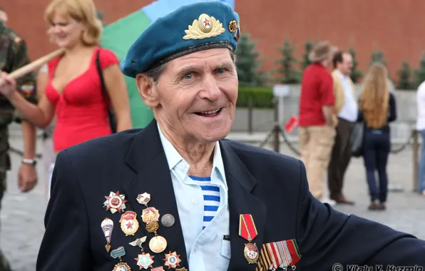 Картинка герой, день победы, ветеран, 9 мая, красная площадь, Великой Отечественной Войны