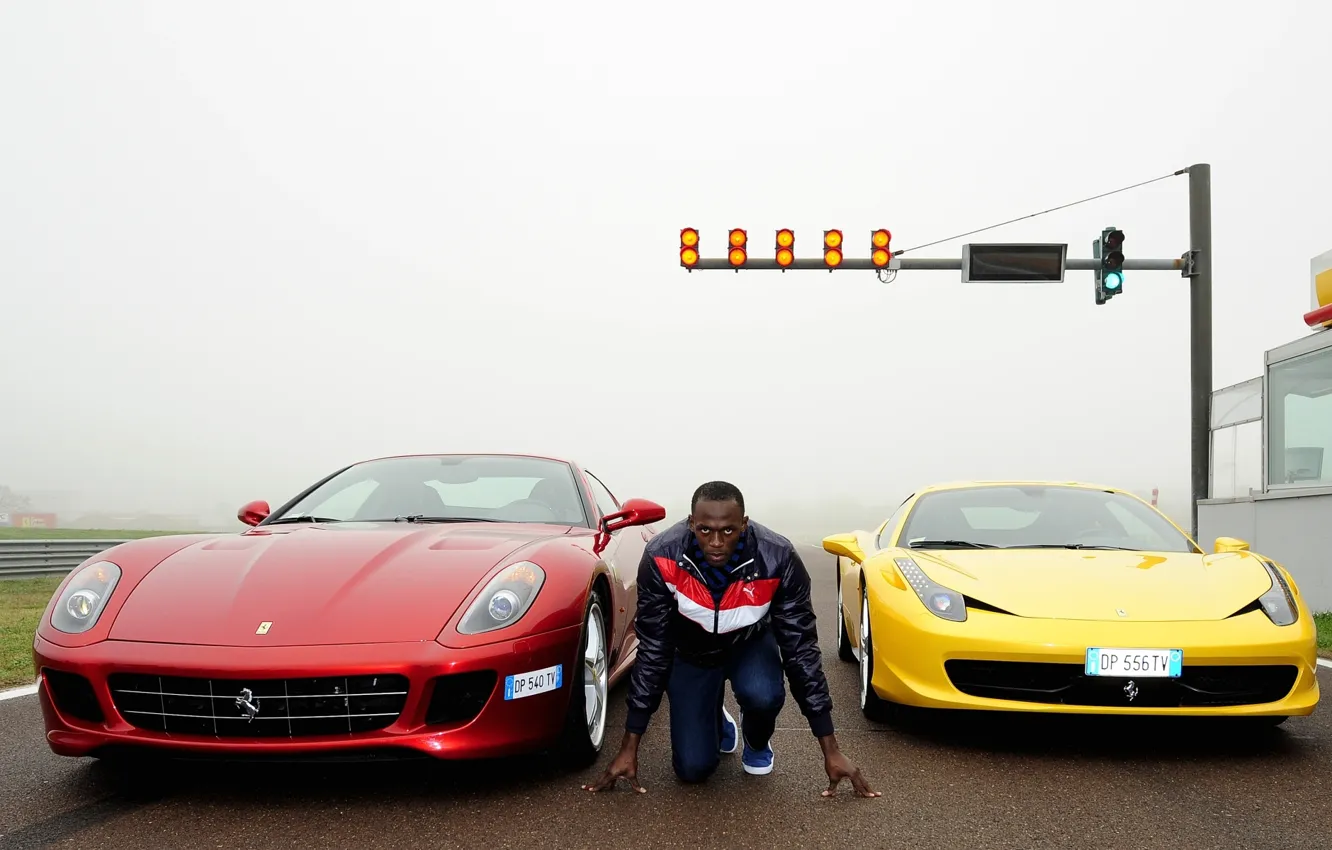 Фото обои желтый, красный, фон, Феррари, спортсмен, Ferrari, мужчина, Fiorano, 458, старт, GTB, 599, бегун, передок, and, …