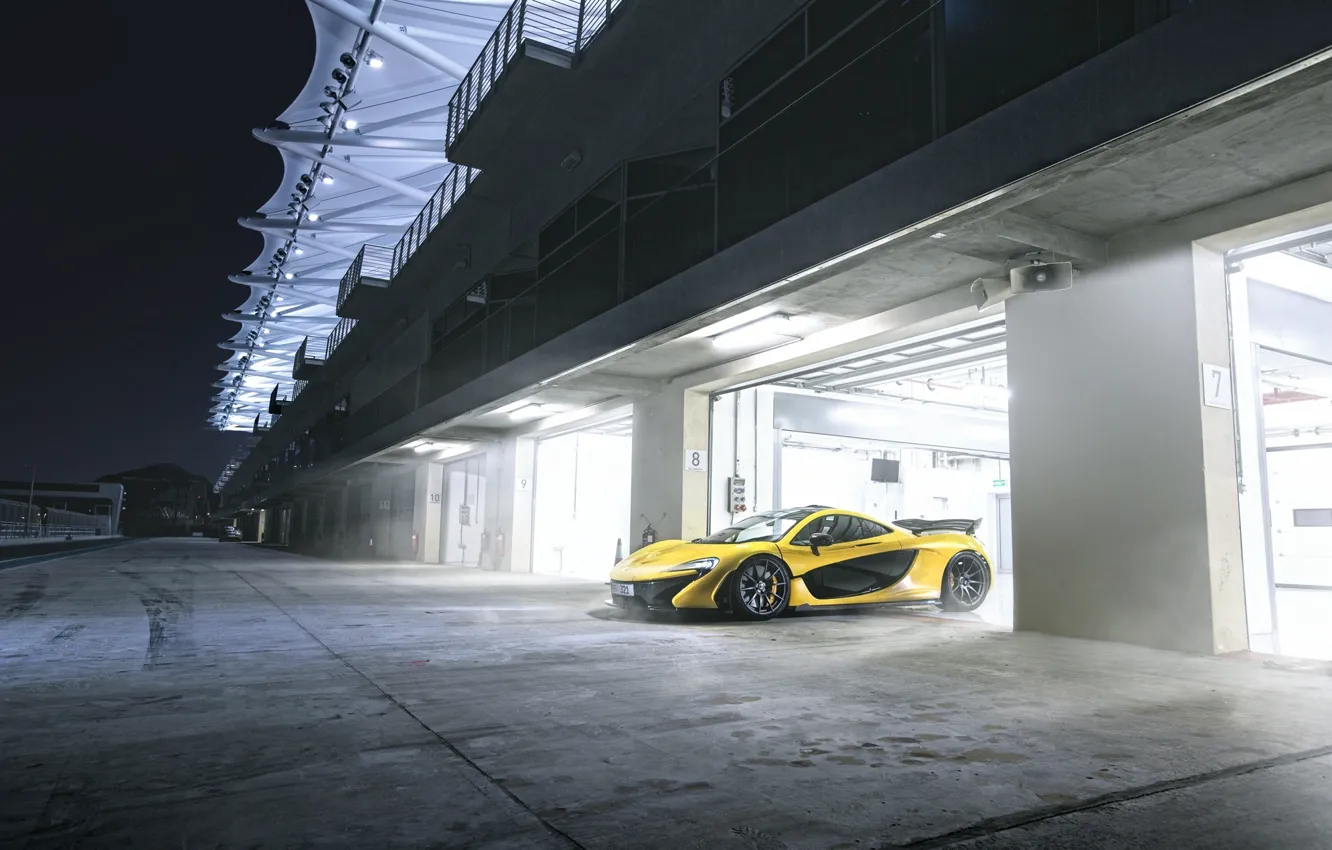 Фото обои Yellow, Supercar, Garage, Track, McLaren P1, Yas Marina Circuit