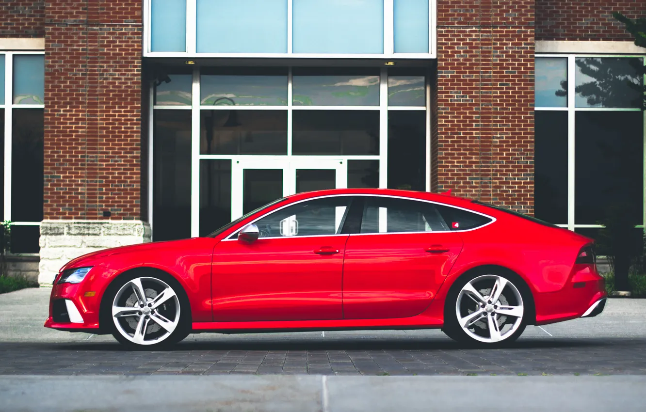 Фото обои Audi, red, wheels, side, RS7