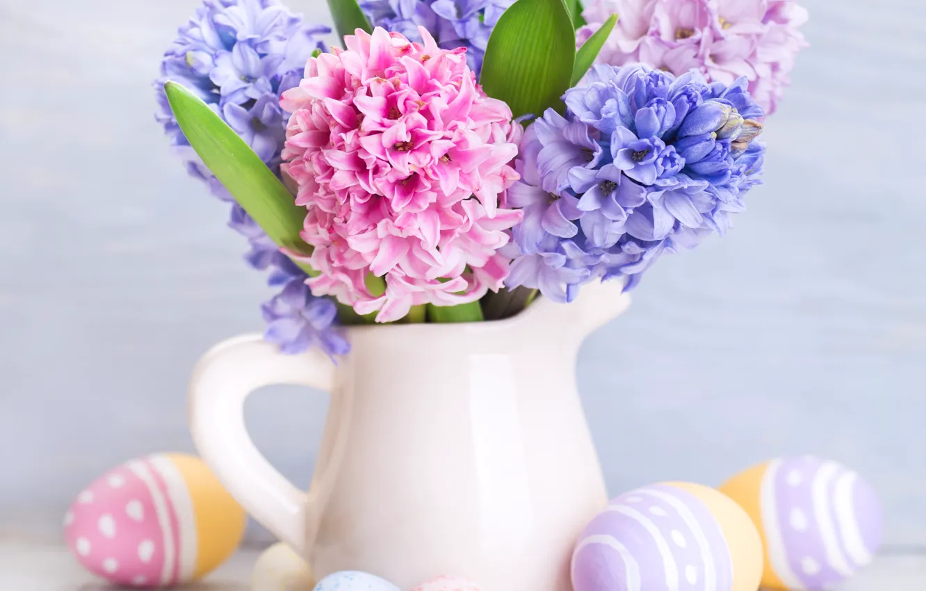 Фото обои цветы, праздник, доски, яйца, Пасха, кувшин, Easter, крашенки, гиацинты