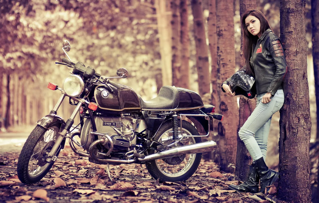 Фото обои девушка, BMW, мотоцикл