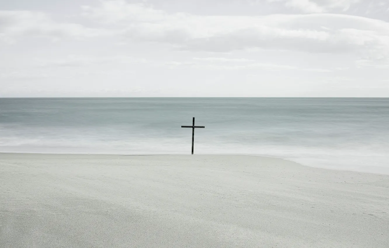 Фото обои море, берег, крест